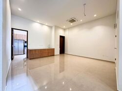 Lorong Chuan (D19), Terrace #586544061
